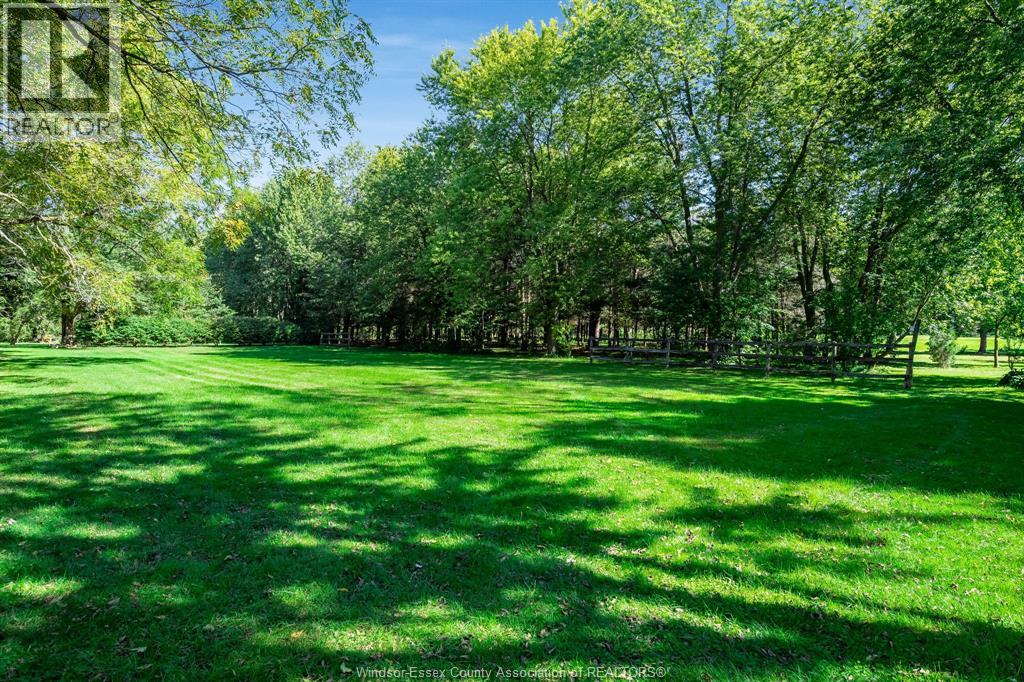 936 Twin Gables DRIVE - 21