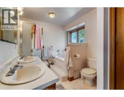 936 Twin Gables Drive, Harrow, ON N0R1G0 Photo 33