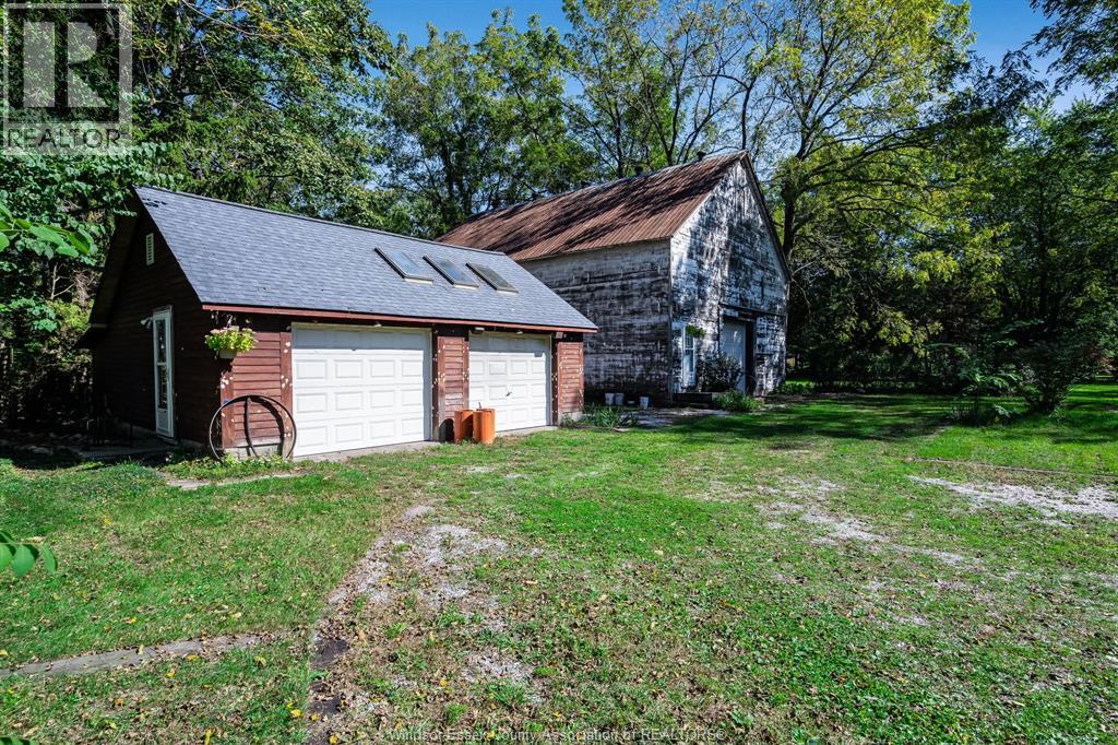 936 Twin Gables DRIVE - 45