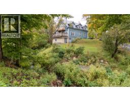 Bonus Room - 31 Old Great Road, Hopewell Cape, NB E4H3H4 Photo 8