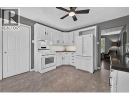 Kitchen - 9 Magellan Drive, Moncton, NB E1A5P3 Photo 12