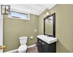 102 4 Avenue SE - photo 38