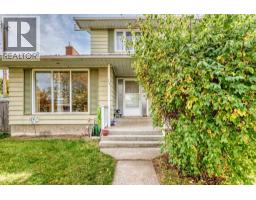 102 4 Avenue SE - photo 4