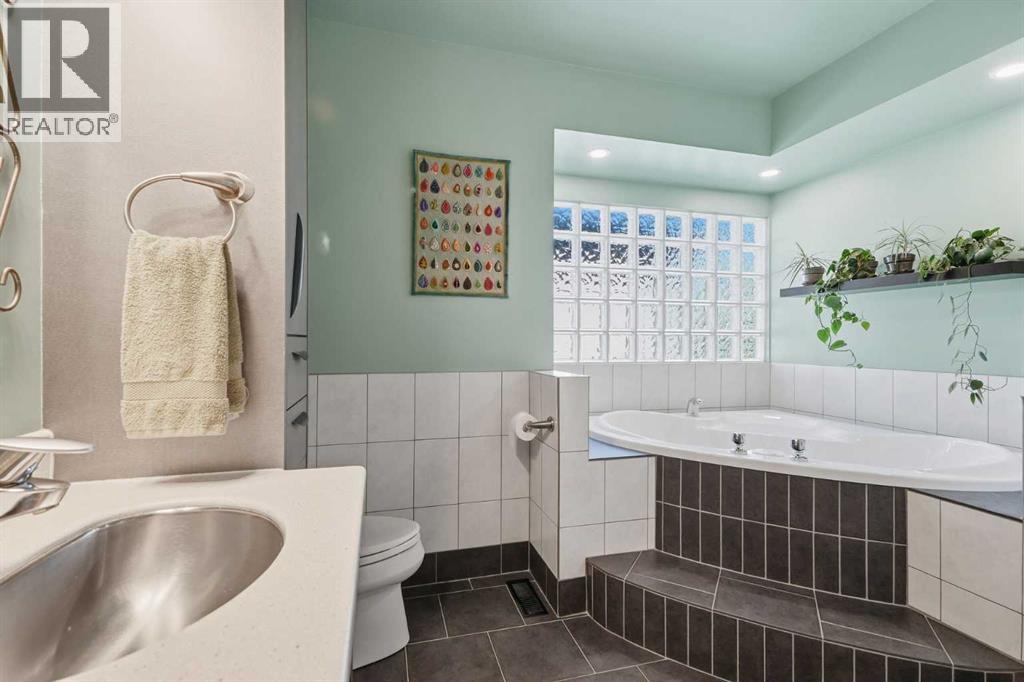 2515 19A Street SW - Image 13