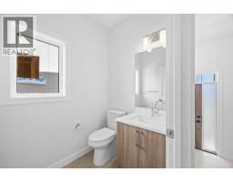 Primary Bedroom - 131 Greenwich Drive Nw, Calgary, AB T3B6K7 Photo 6