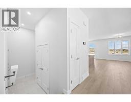 4pc Bathroom - 131 Greenwich Drive Nw, Calgary, AB T3B6K7 Photo 7