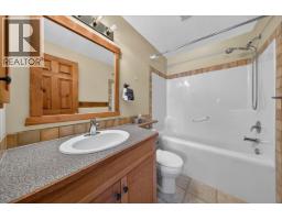 701 14a Crescent Unit# 214, Invermere, BC V0A1K0 Photo 15