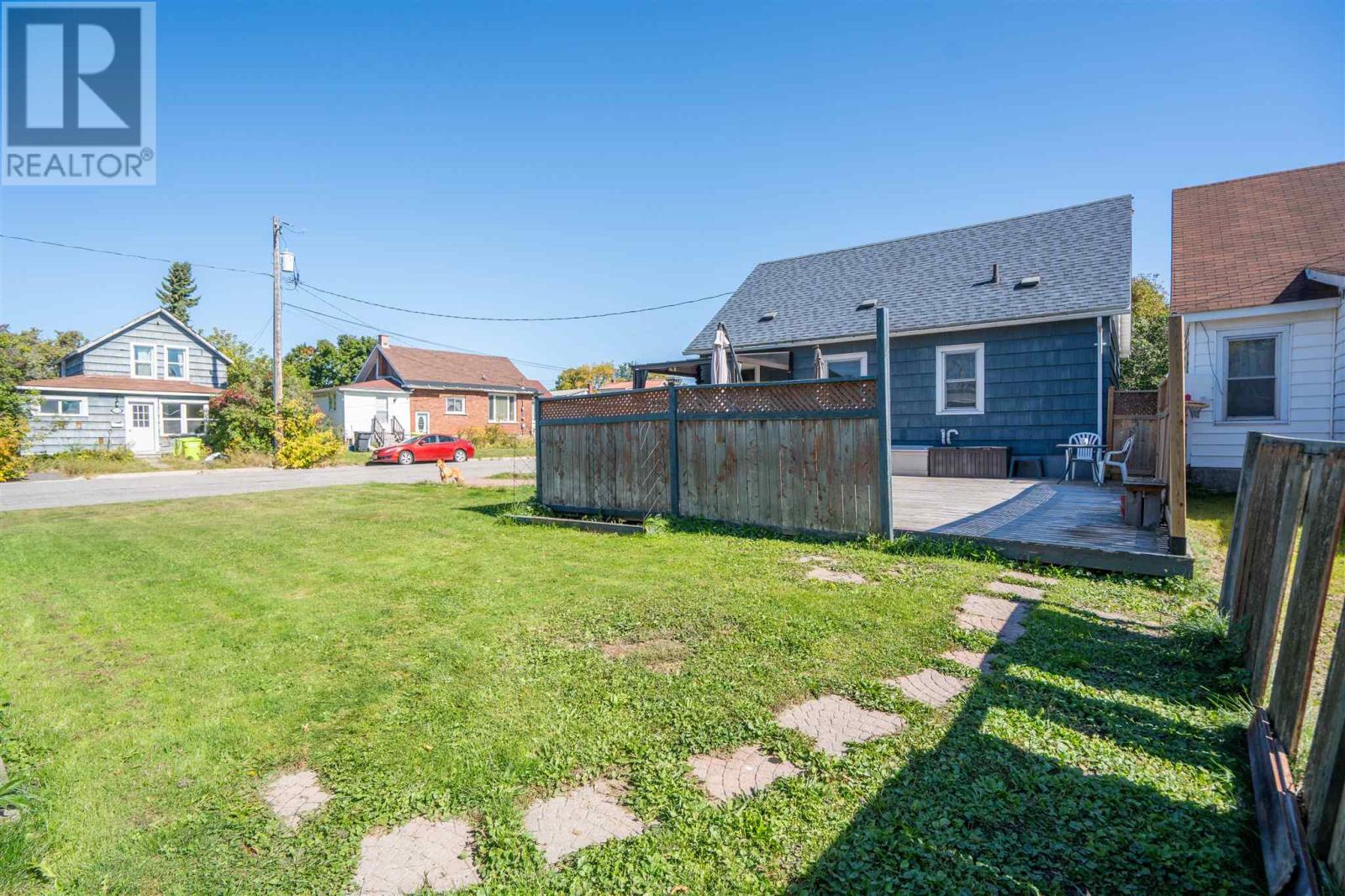 507 Charles ST - 38