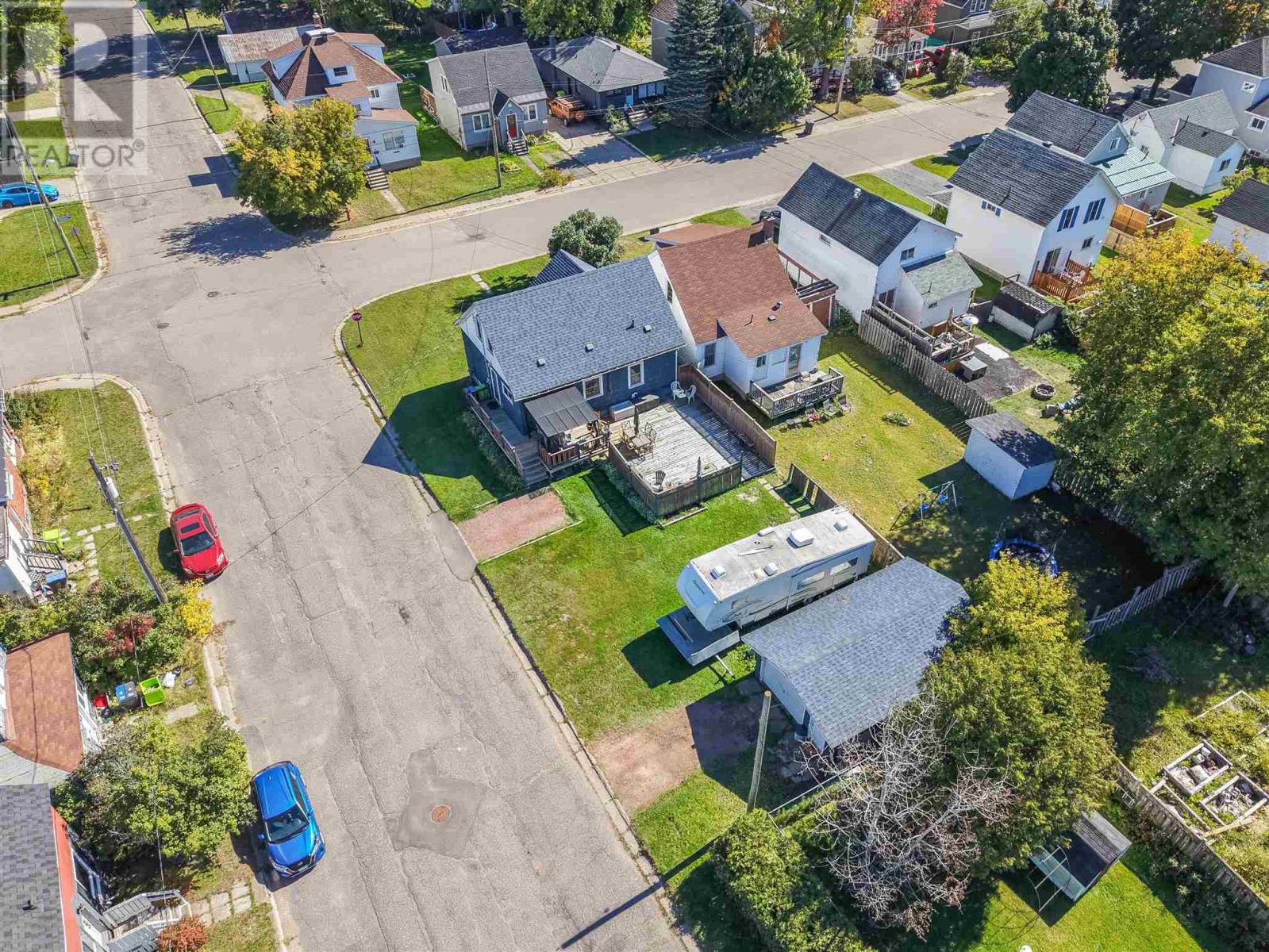 507 Charles ST - 5