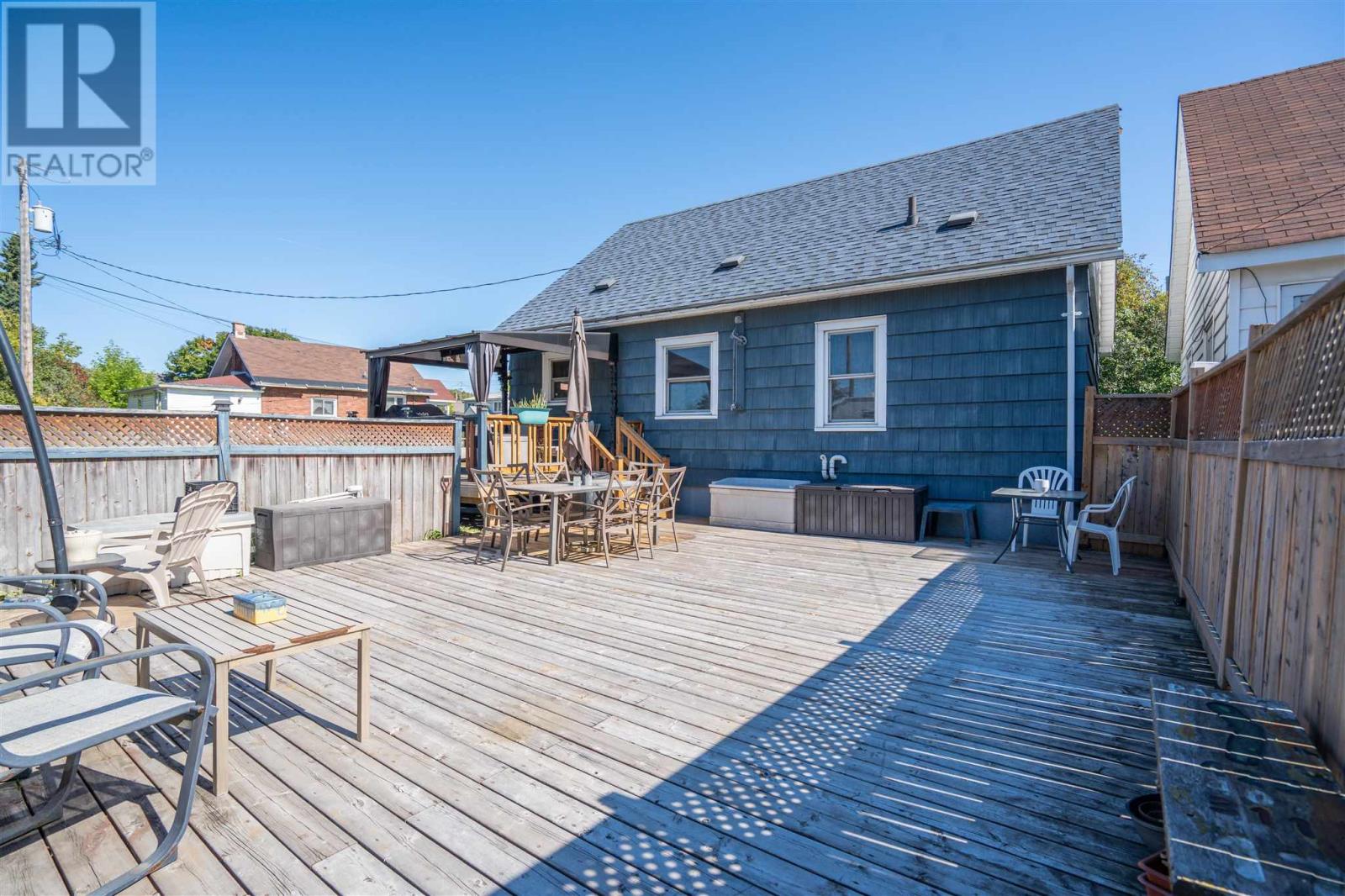 507 Charles ST - 37