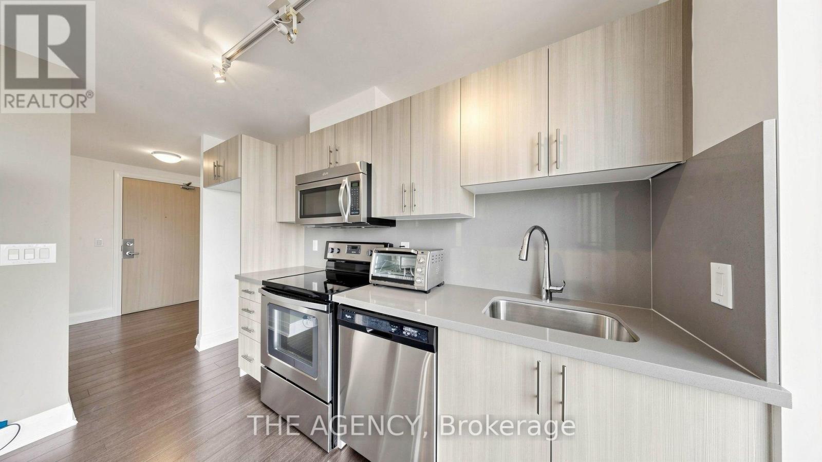 #605 16 MCADAM AVENUE - Image 19