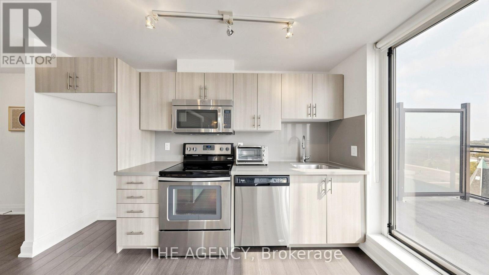 #605 16 MCADAM AVENUE - 17