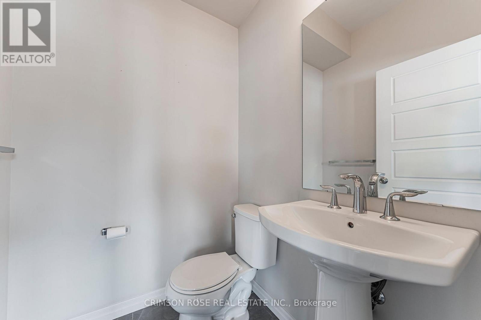 70 Plains Road West — photo 10