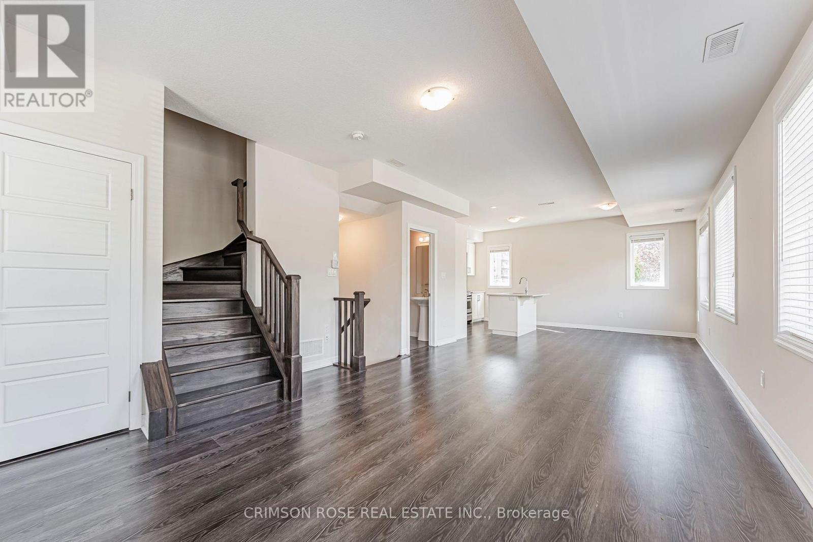 70 Plains Road West — photo 12