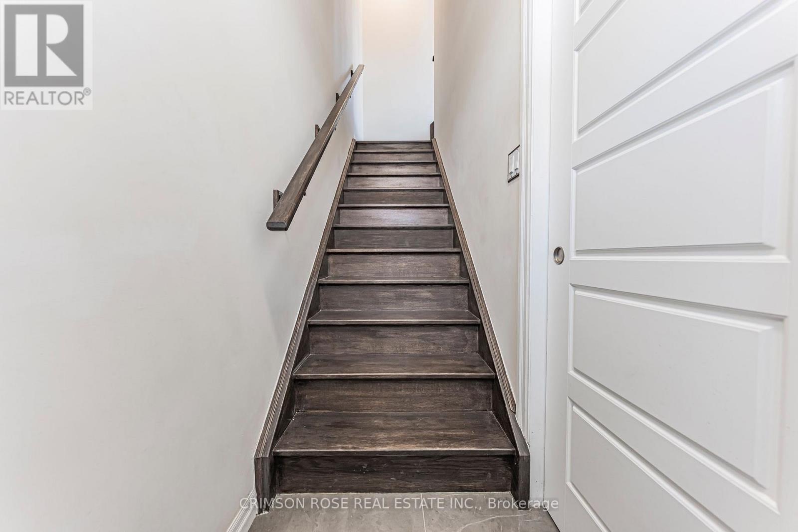 70 Plains Road West — photo 28