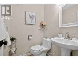 1646 Grey Nuns Drive, Ottawa, ON K1C1T7 Photo 46