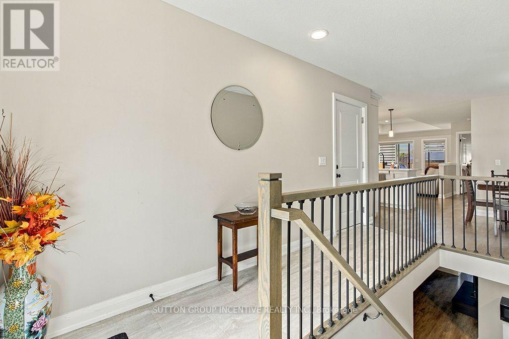 103 JEFFEREY WAY - 27