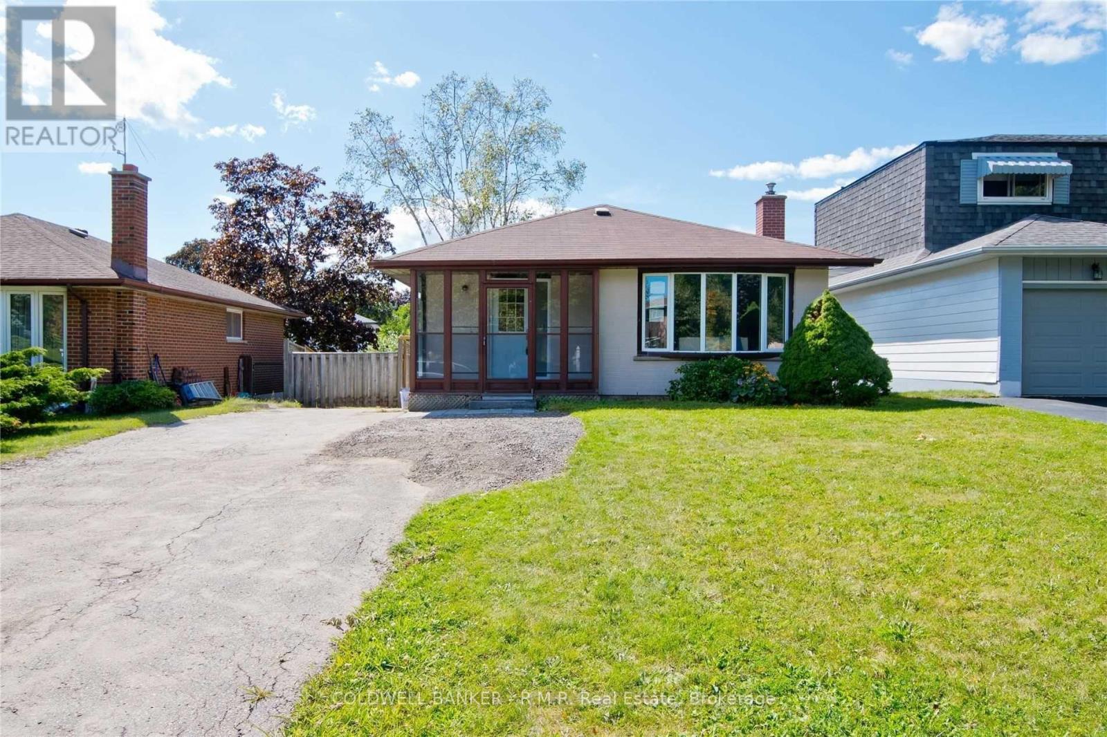 Lower- 760 Ashley Court, Oshawa, ON