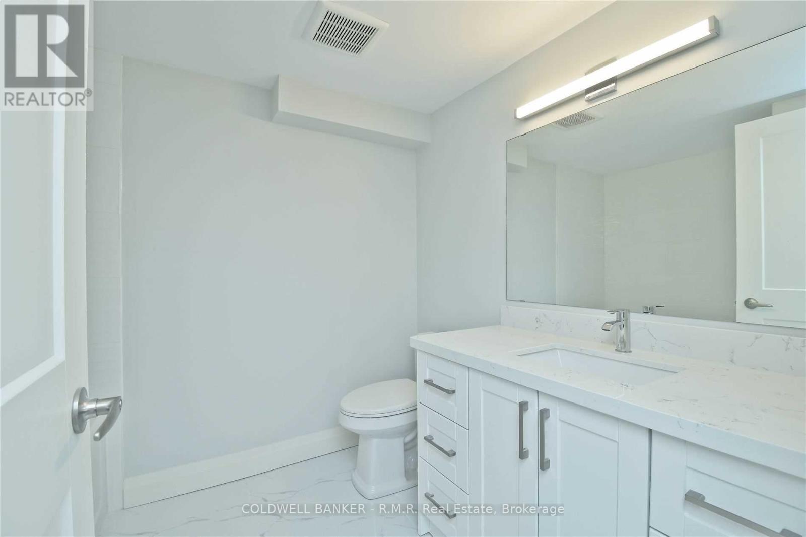 Lower- 760 Ashley Court, Oshawa, ON photo 5
