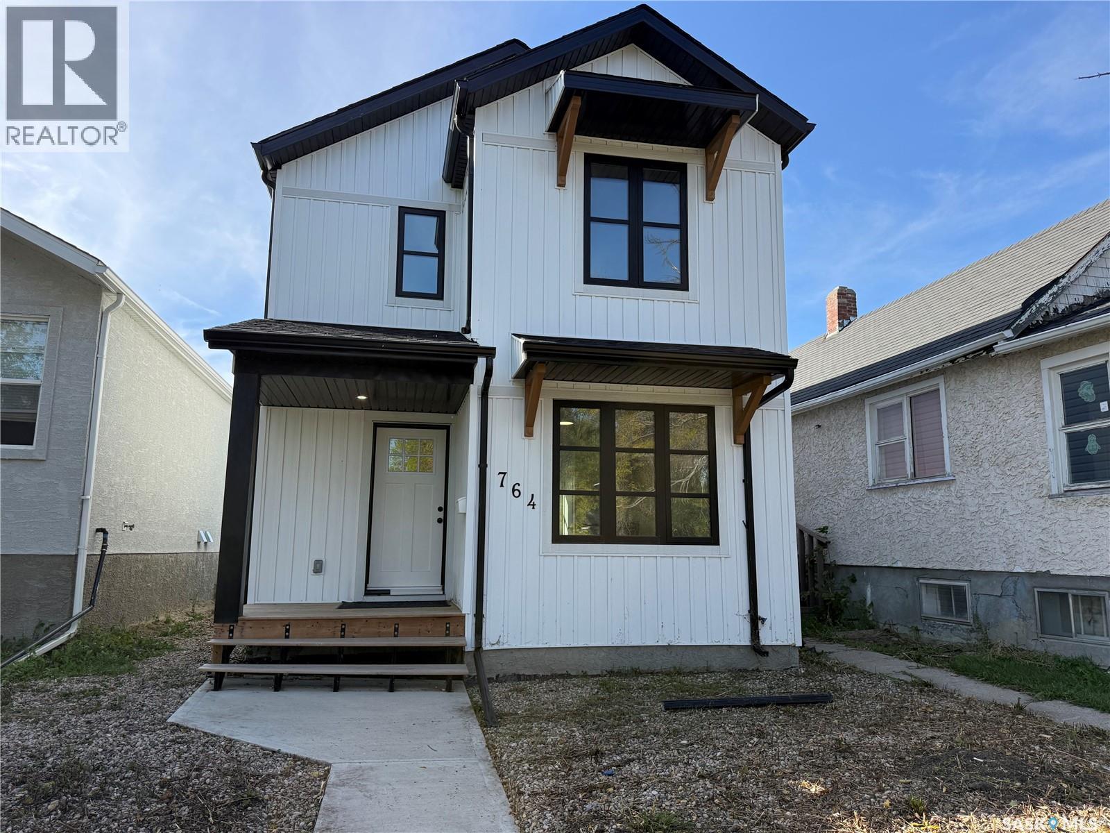 764 Athol STREET - 1