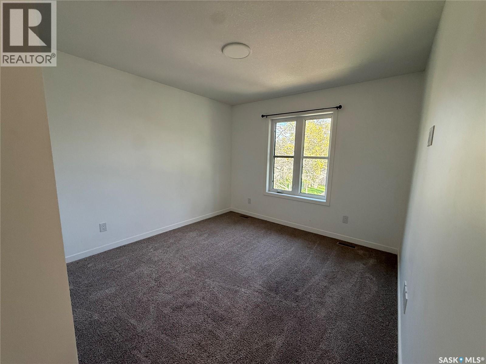 764 Athol STREET - 18