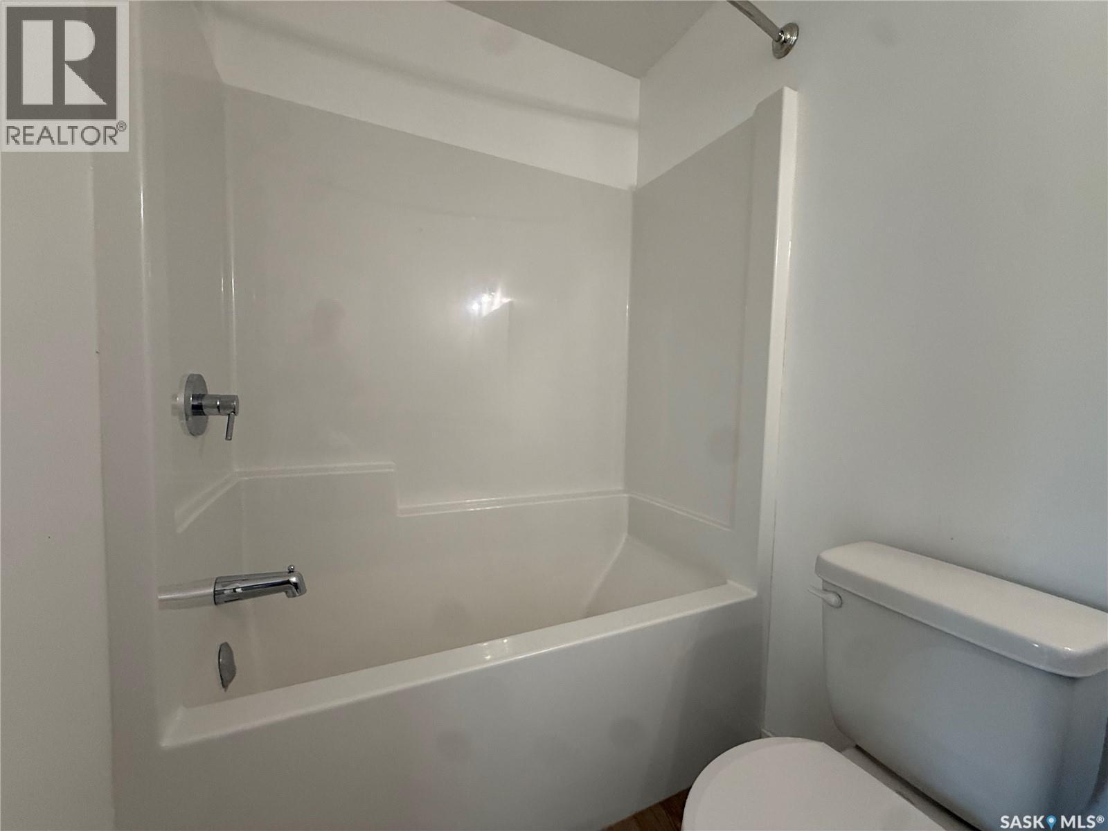 764 Athol STREET - 23