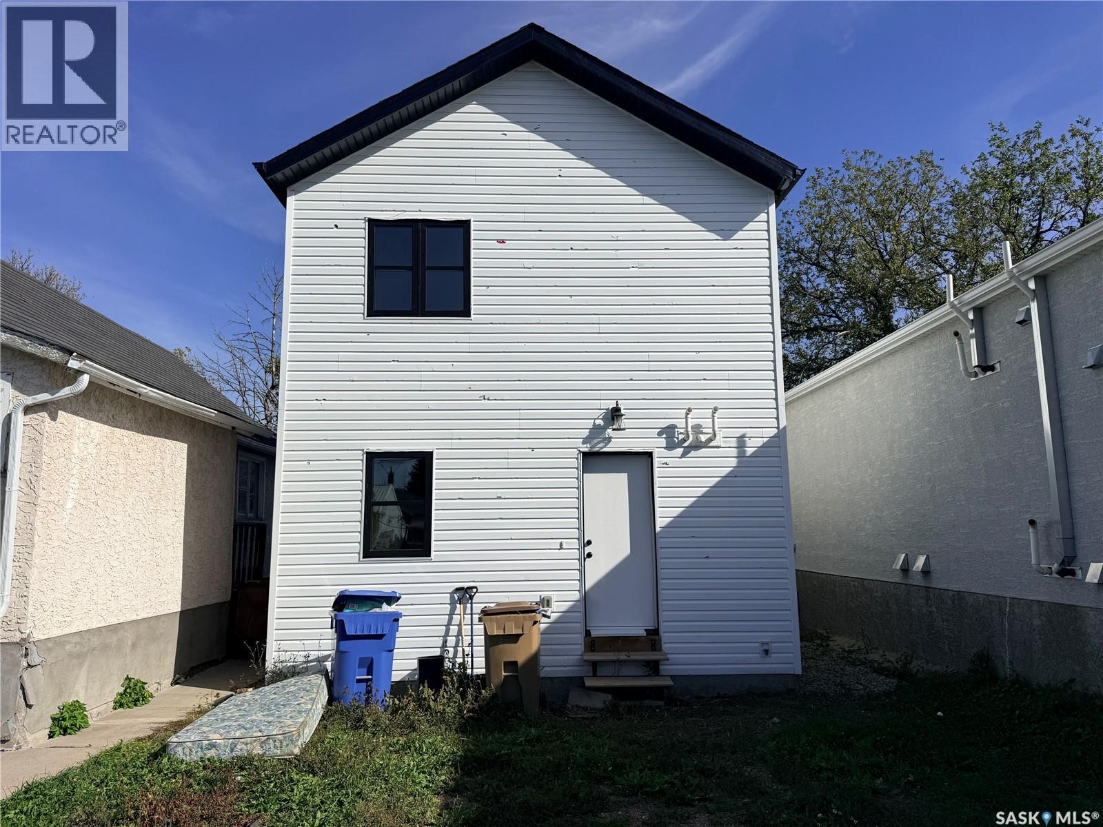 764 Athol STREET - 25