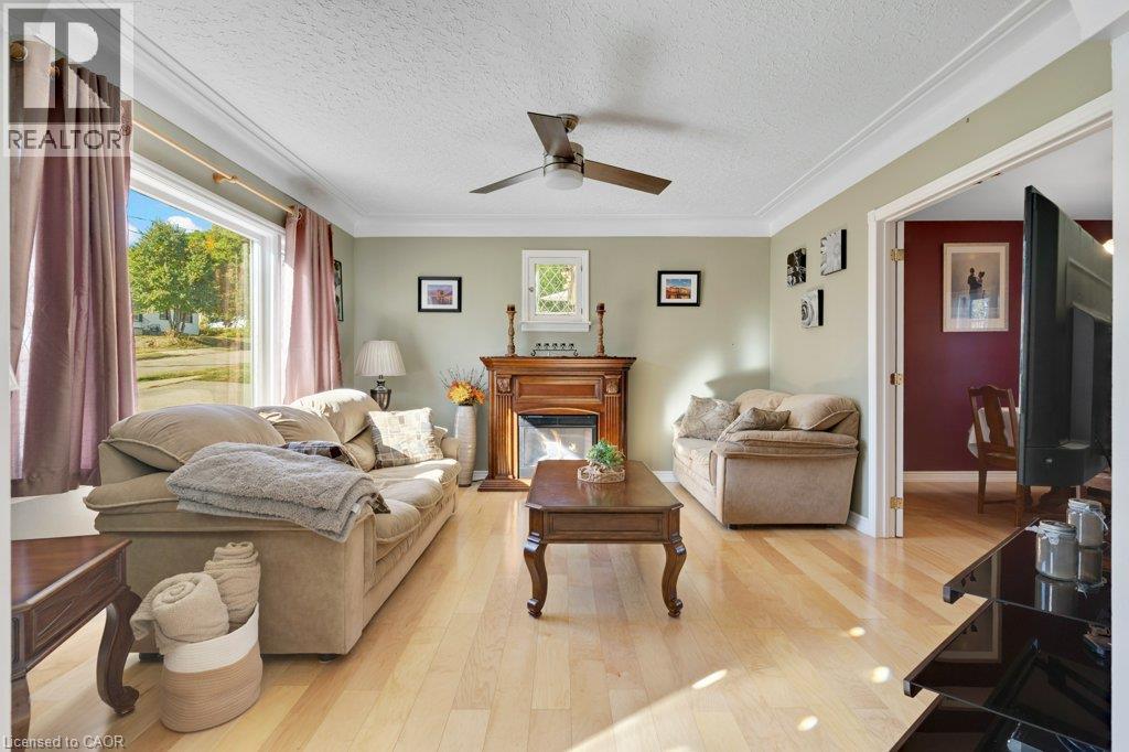 52 THIRD Avenue - Image 13