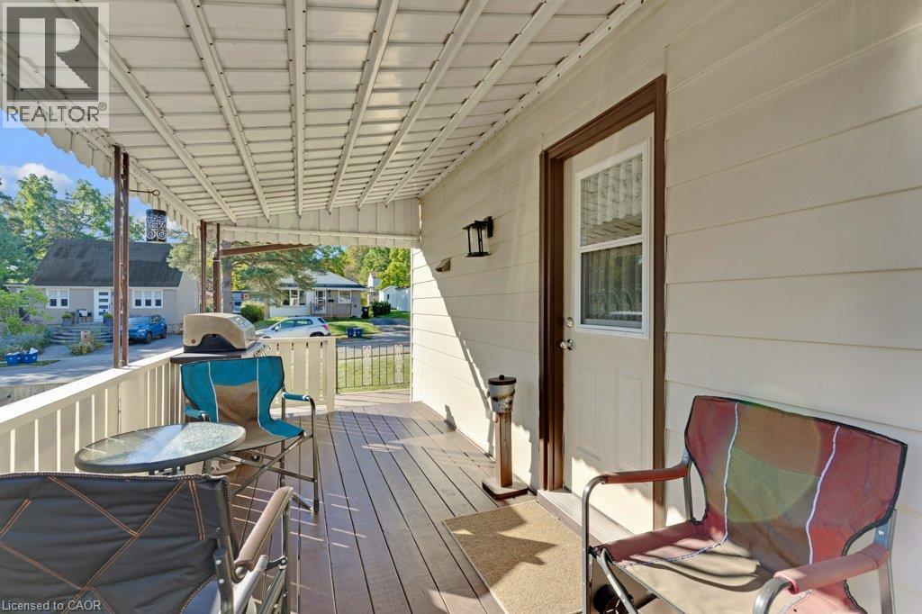 52 THIRD Avenue - Image 4