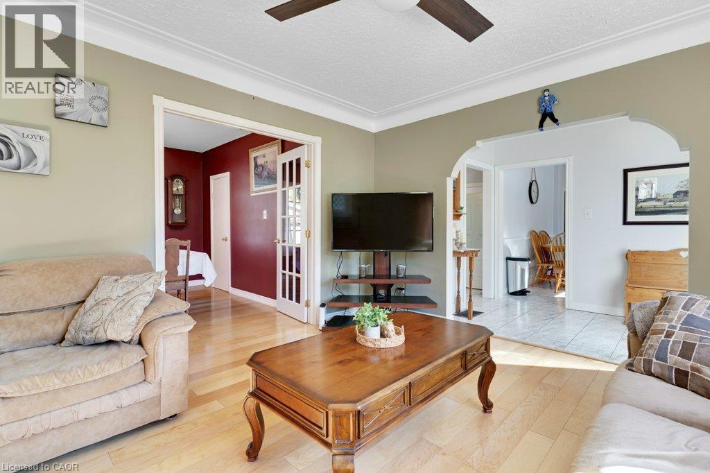 52 THIRD Avenue - Image 15