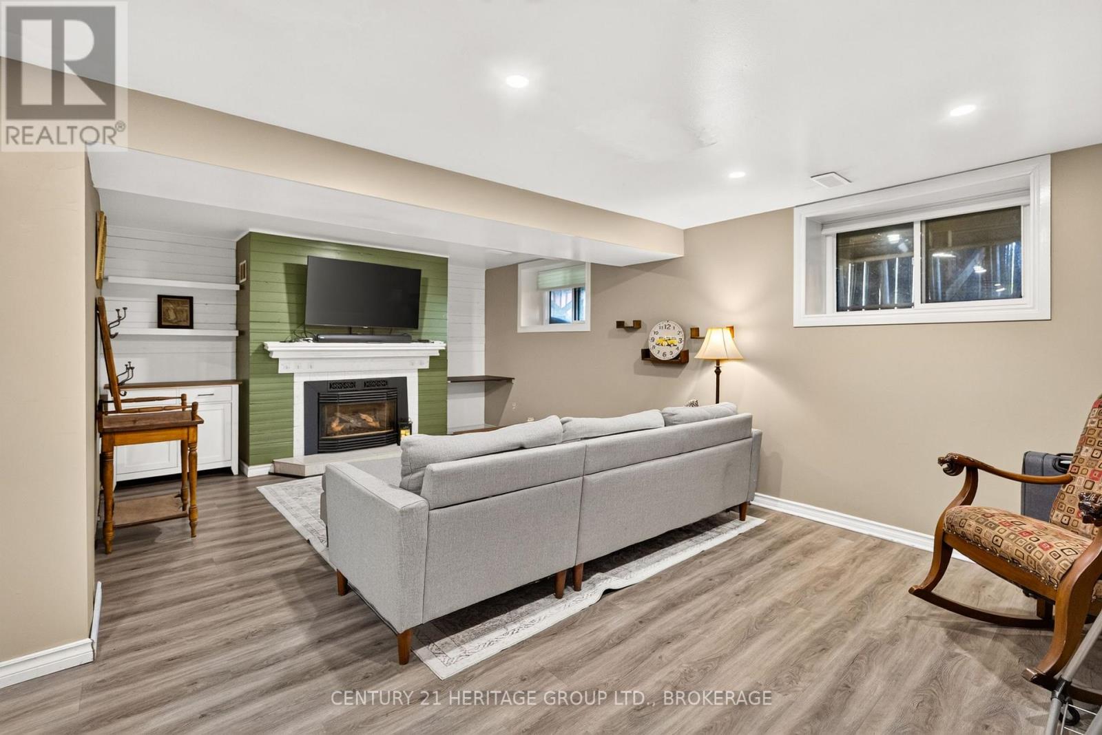 4505 SUSAN DRIVE - 29