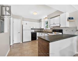 4505 Susan Drive, Elizabethtown Kitley, ON K6T1A3 Photo 12