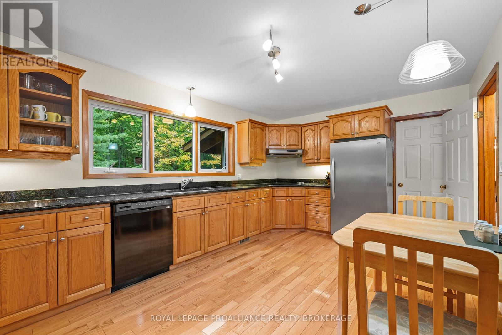 1612 GROUSEWOOD LANE - 18