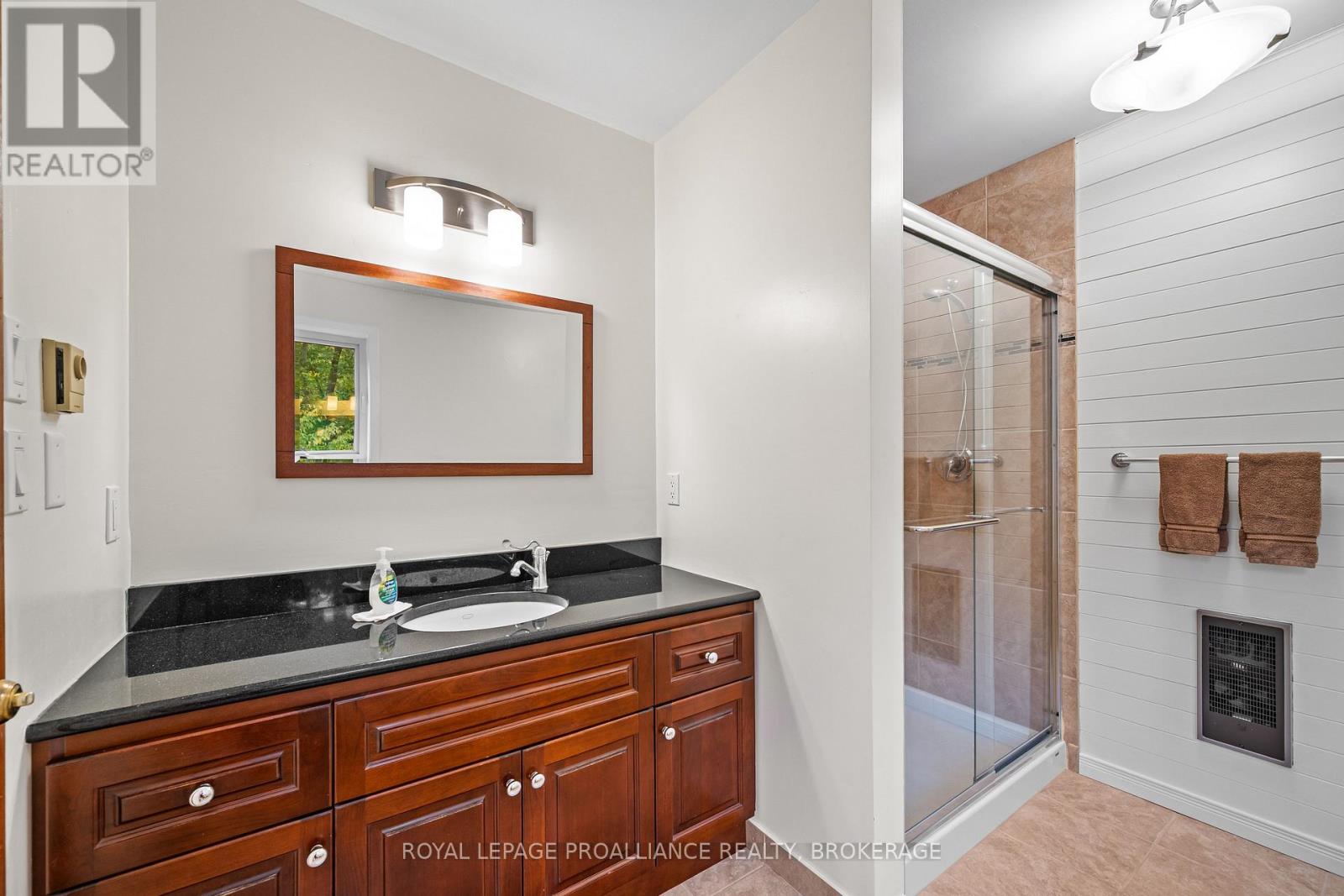 1612 GROUSEWOOD LANE - Image 34
