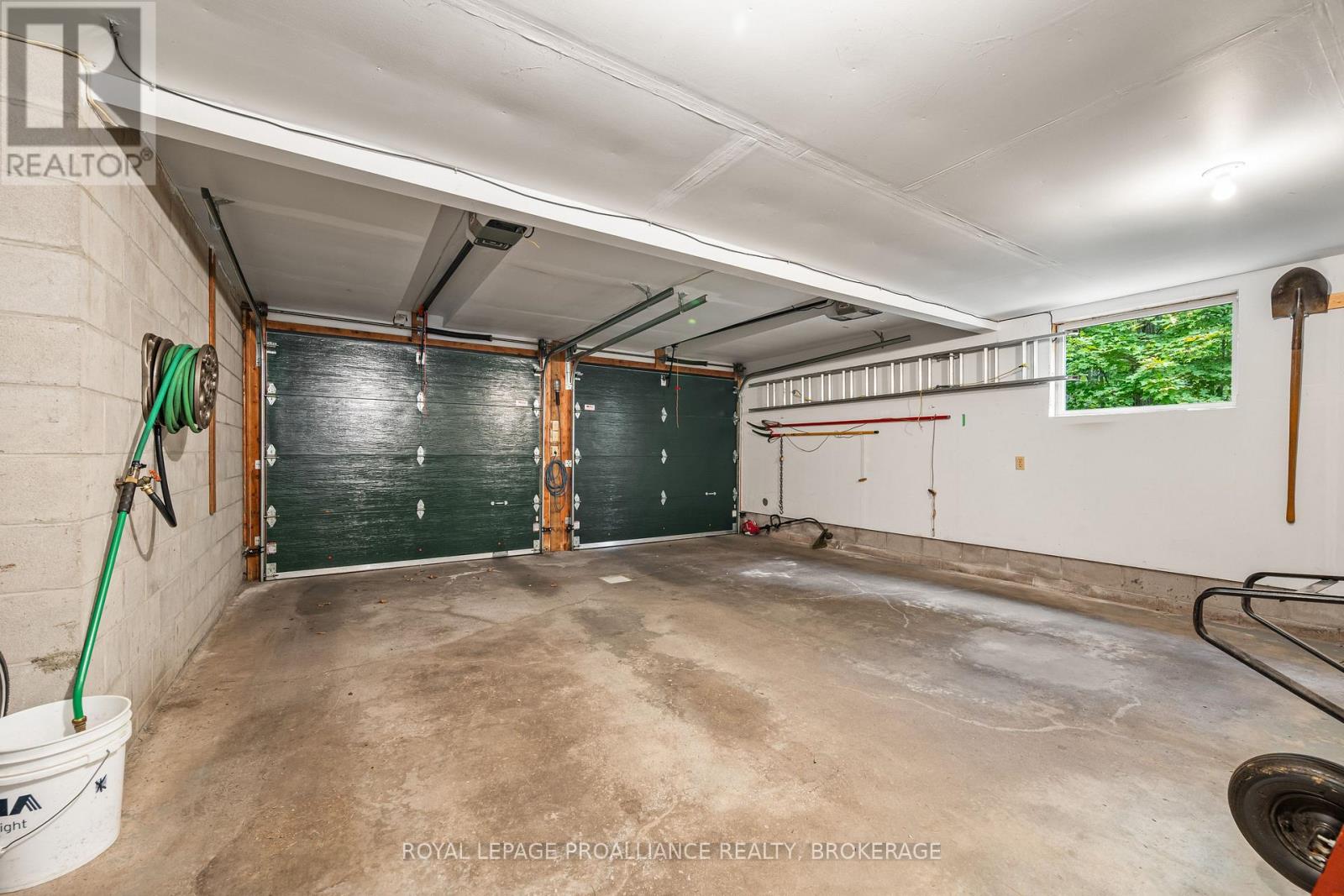 1612 GROUSEWOOD LANE - 39