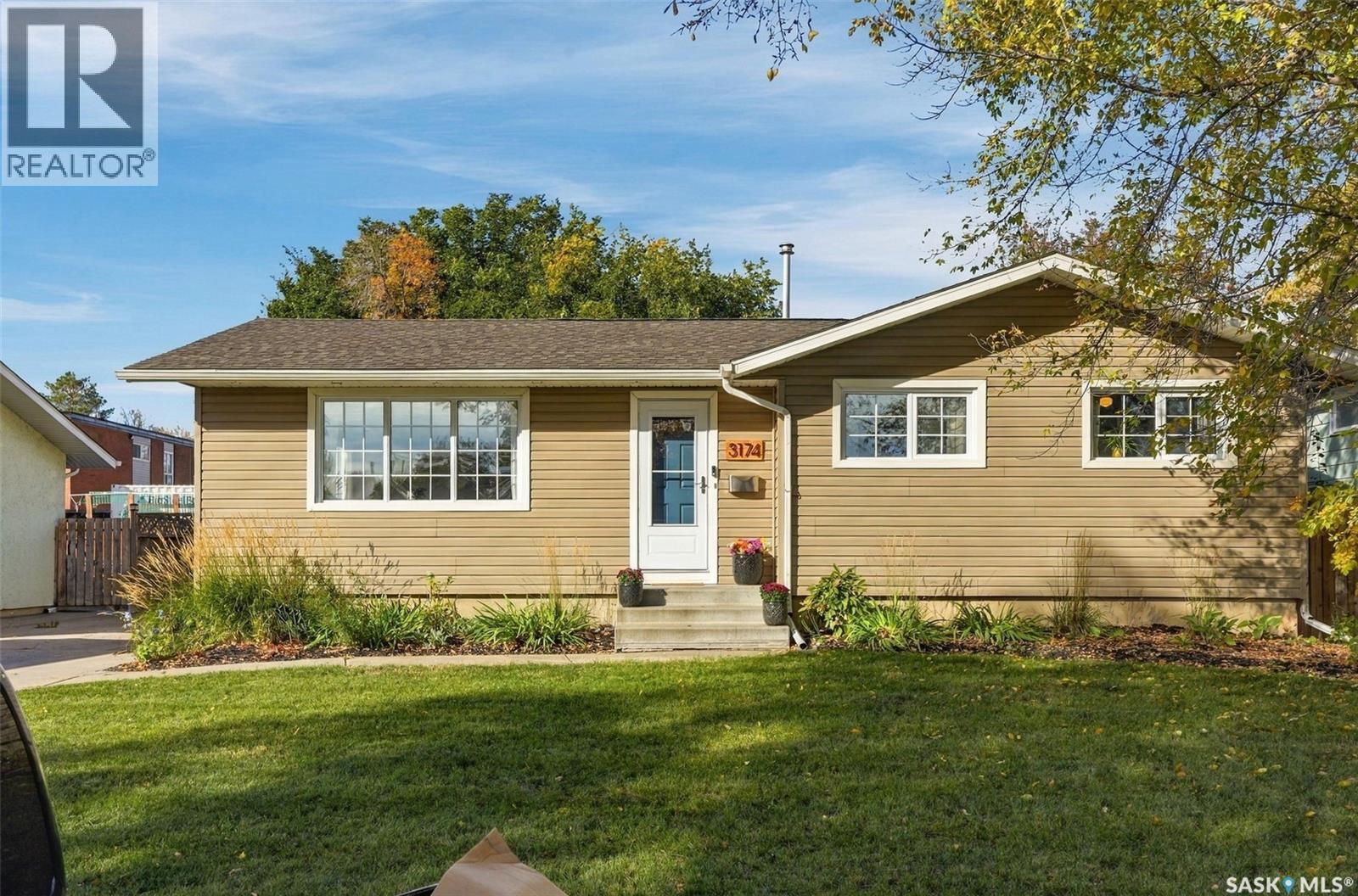 3174 Eastview, Saskatoon