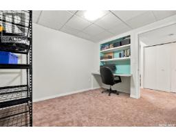 3174 Eastview, Saskatoon, SK S7J3J4 Photo 35