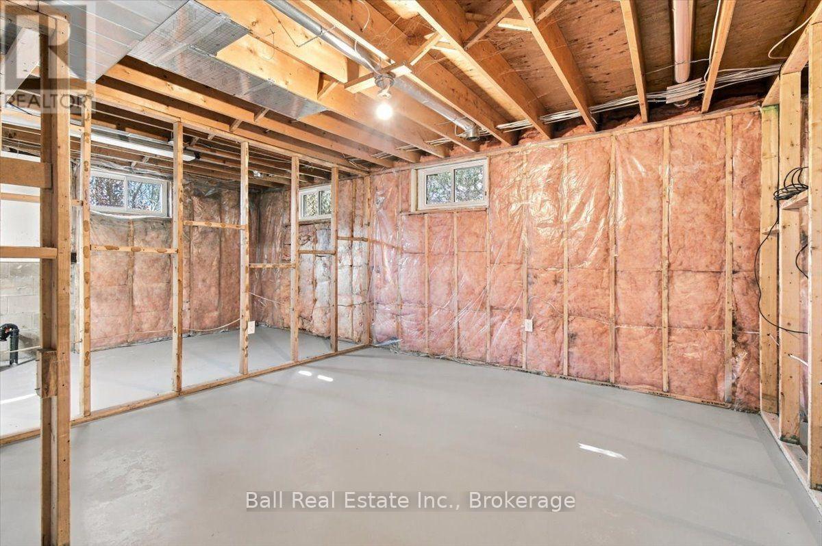 16 Maple Street, Bancroft, ON photo 40
