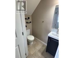 5 Diverbelt Drive, Prince Edward County, ON K0K2T0 Photo 12