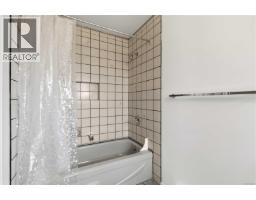 4095 Beam Cres, Saanich, BC V8N5Y7 Photo 36