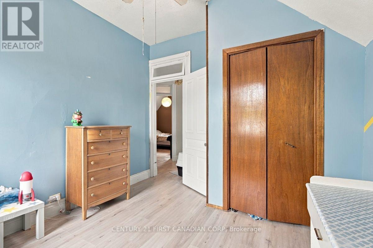 367 HAMILTON ROAD - 24