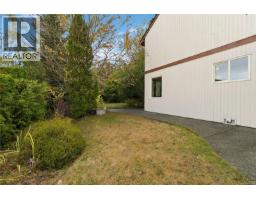 4095 Beam Cres, Saanich, BC V8N5Y7 Photo 51