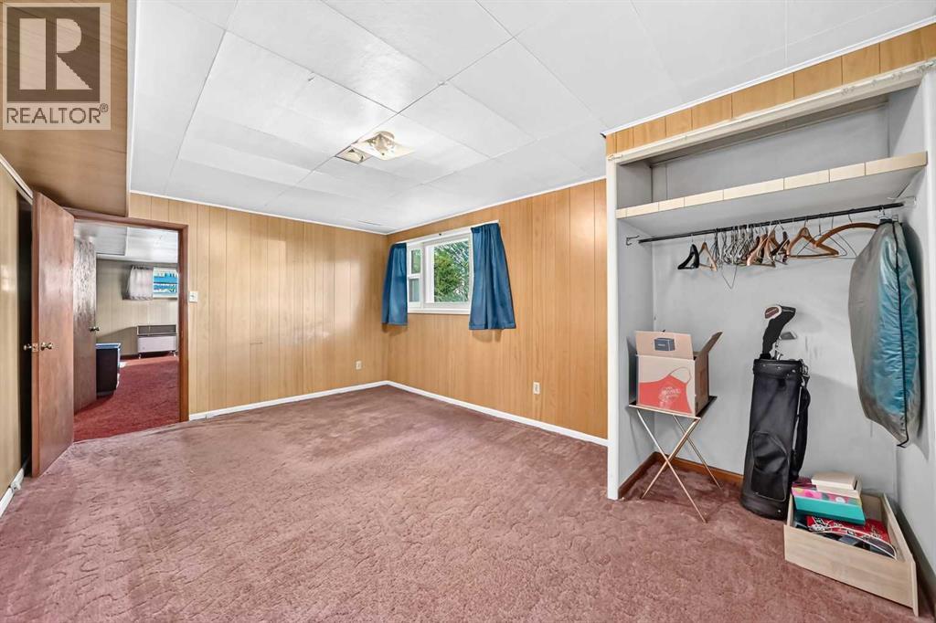 435 51 Avenue - 41