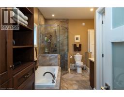 159 St. Michaels Street, Delhi, ON N4B0A3 Photo 16
