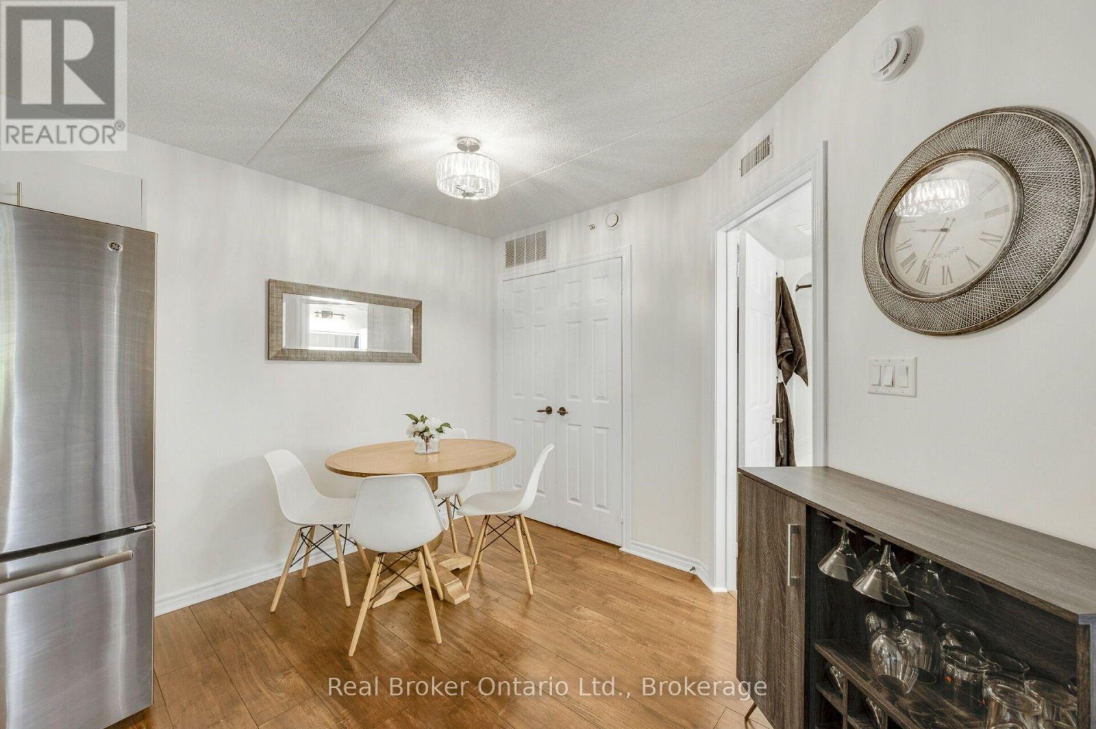 #204 4015 KILMER DRIVE - 13
