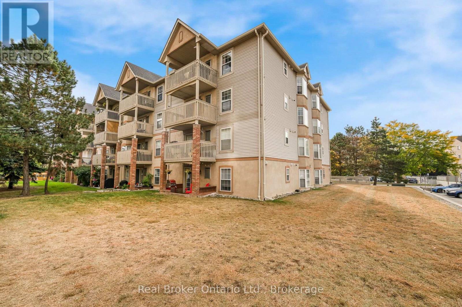 #204 4015 KILMER DRIVE - Image 24