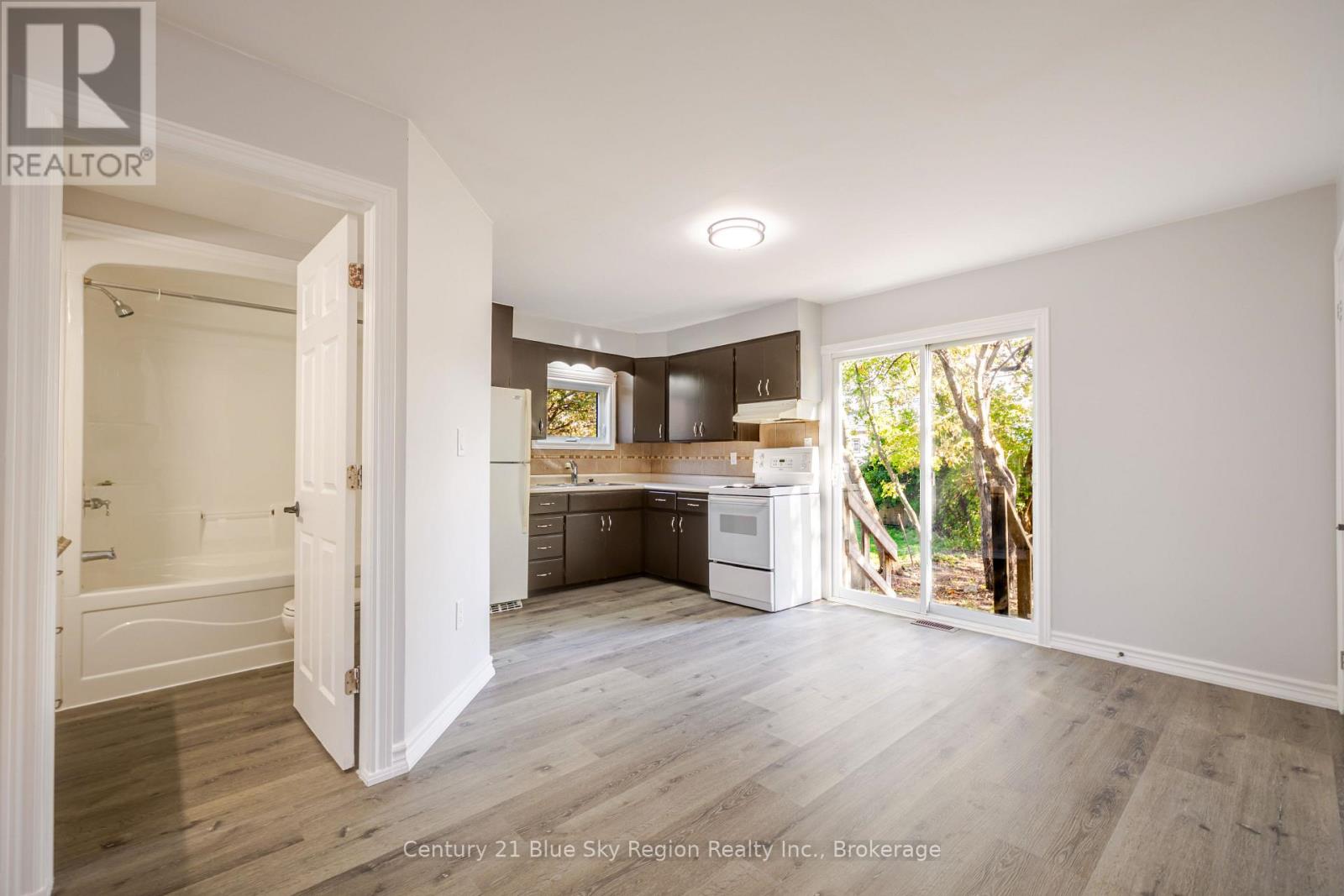 1133 FRANKLIN STREET - 14