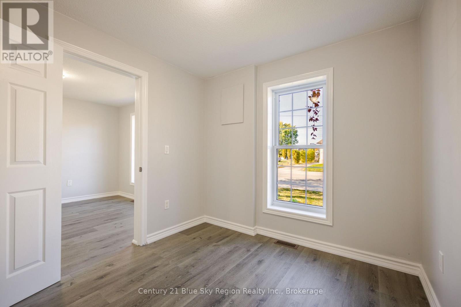 1133 FRANKLIN STREET - 6