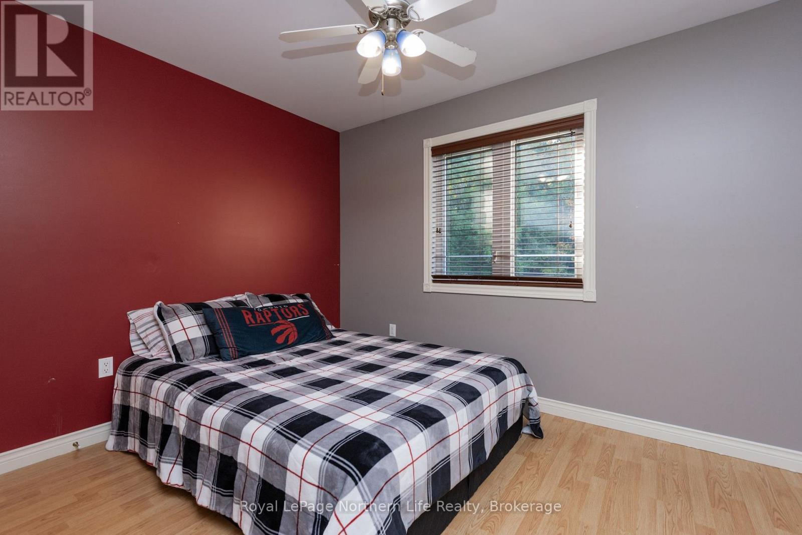 14 MELISSA CRESCENT - Image 24