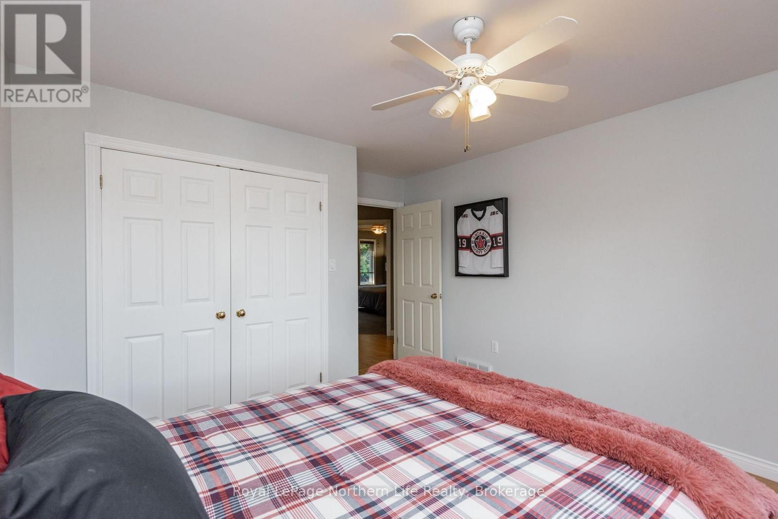 14 MELISSA CRESCENT - Image 36